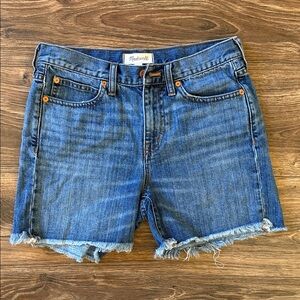 Madewell Women's Size 26 Relaxed Cut-Off Denim Shorts with Raw Hem